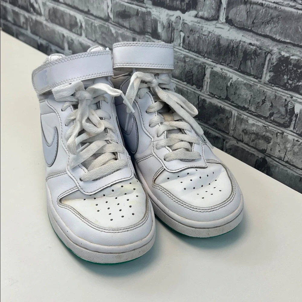 Nike White and Gray‎ High-Top Sneakers